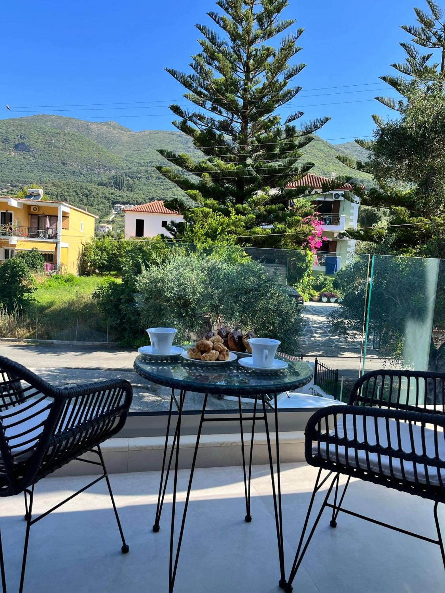 Maison Deluxe Studios And Apartment Parga Luaran gambar